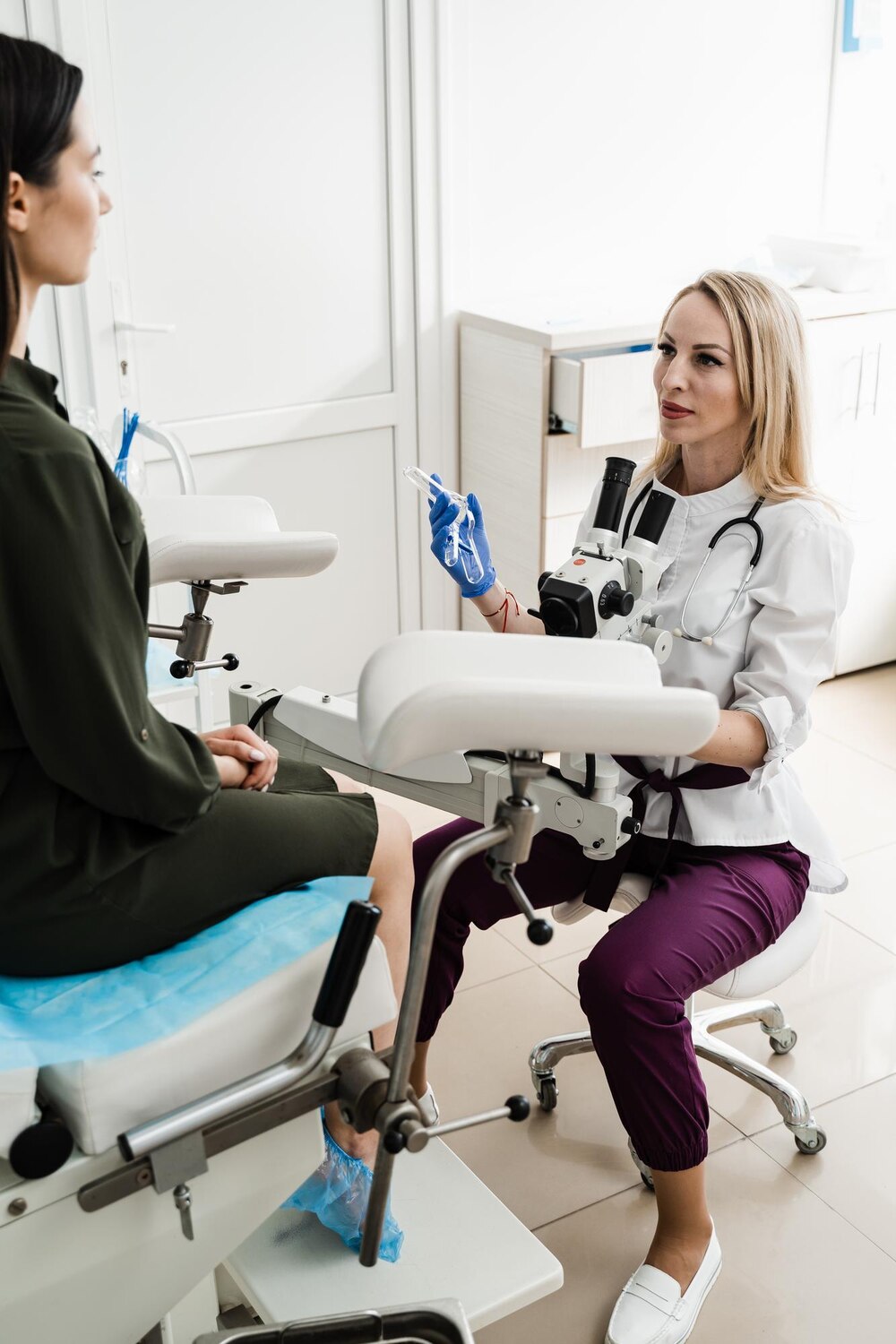 Ciągle nawracające infekcje intymne, które nie poddają się leczeniu? Sprawdź, jak wybrać odpowiedniego specjalistę!